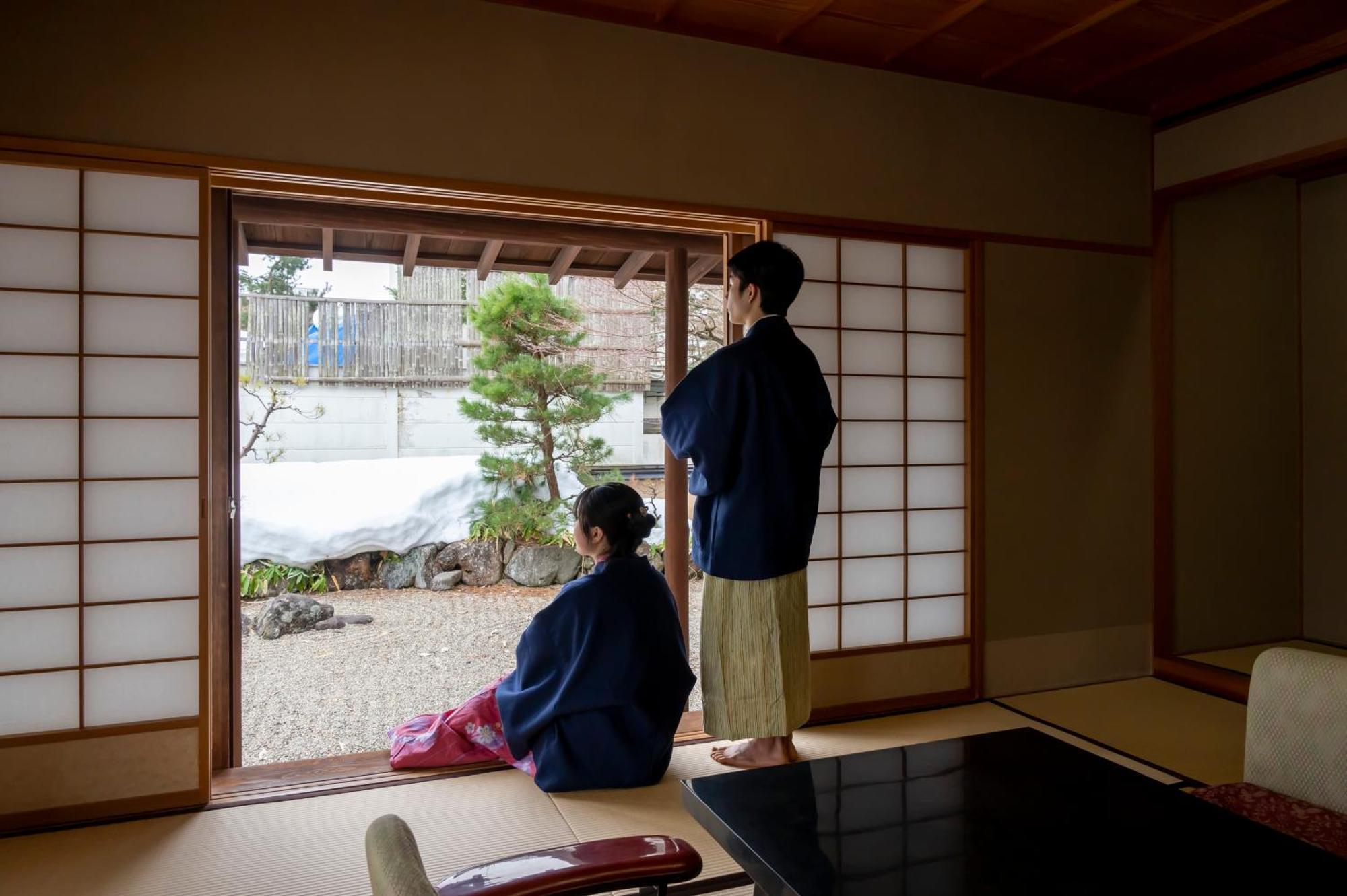 Kaminoyama Senkeien Tsukioka Hotel מראה חיצוני תמונה